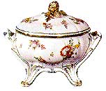 セーヴル磁器のチューリーン、1782年、かつてジョンとアビゲイル・アダムスが所有していた