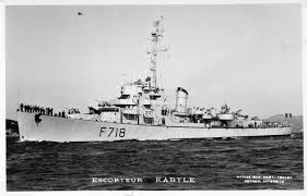 フランスフリゲート艦カビル(F718)