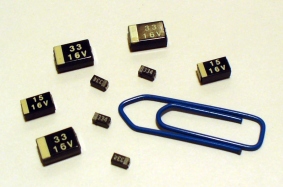 表面実装用タンタル電解チップコンデンサ