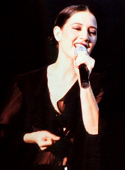 1993年に演奏するドナ・デ・ロリー