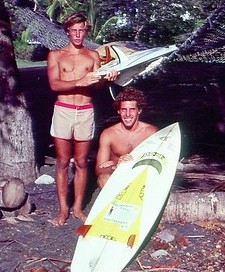 モントセラトのサーファー、カールとゲイリー・ロビロッタ