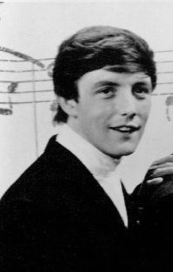 1964年、エド・サリバン・ショーに出演したスミス。