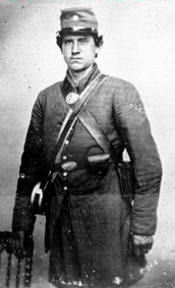 南軍の制服を着た身元不明の男。