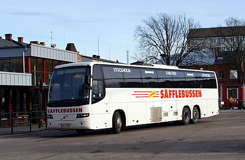 2008 年の元の Säfflebussen の名前、2006 年の Nettbuss による買収後も使用中