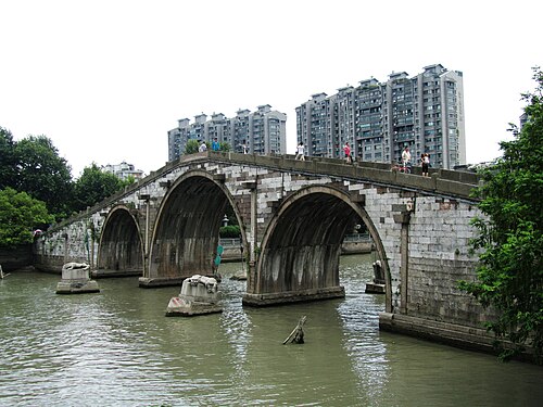 2013年7月のゴンチェン橋