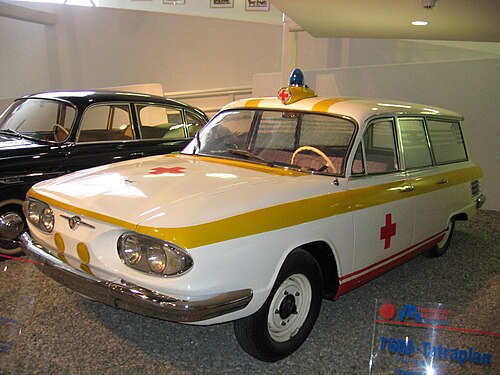 主に救急車として使用されるワゴン車バージョンも提案されました。この車も生産されることはなく、数十年後に運行を開始した T 613 後継救急車のみが生産されました。