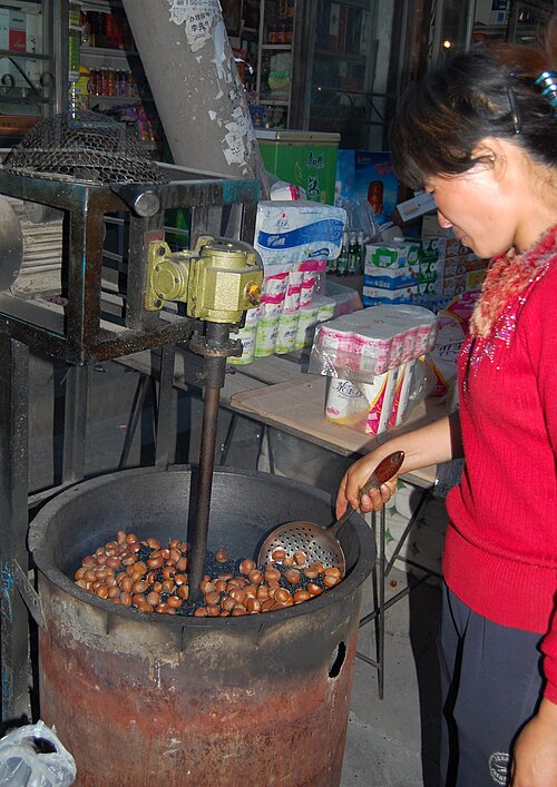 中国の焼き栗売り