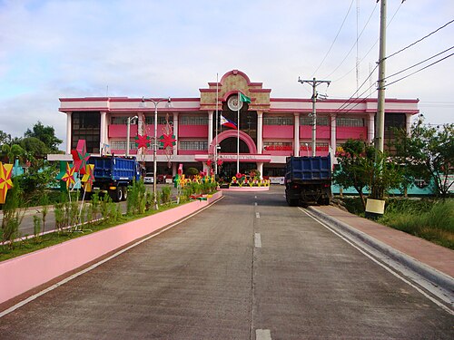 2005 メイカウアヤン市役所 (カマリグ)