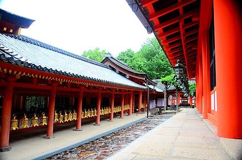 神社境内の回廊