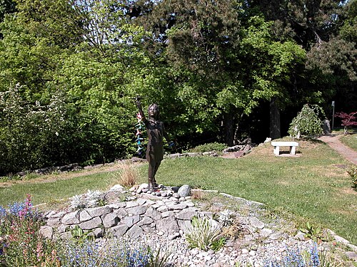 ワシントン州シアトルの平和公園にある佐々木禎子像