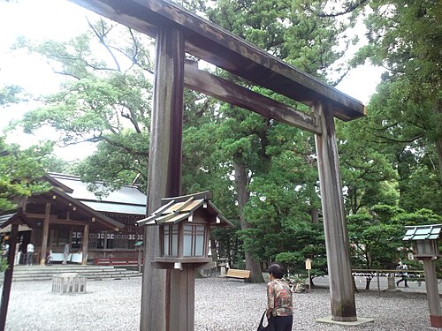 鳥居