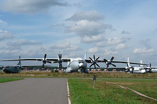アントノフ An-22 (コック)