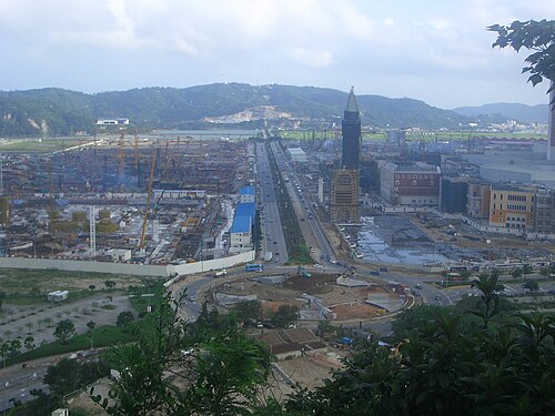 2007年に建設中のコタイストリップ