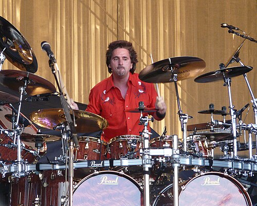 トッド・サッチャーマンが2008年6月13日にミネソタ州ヒンクリーでスティクスと共演