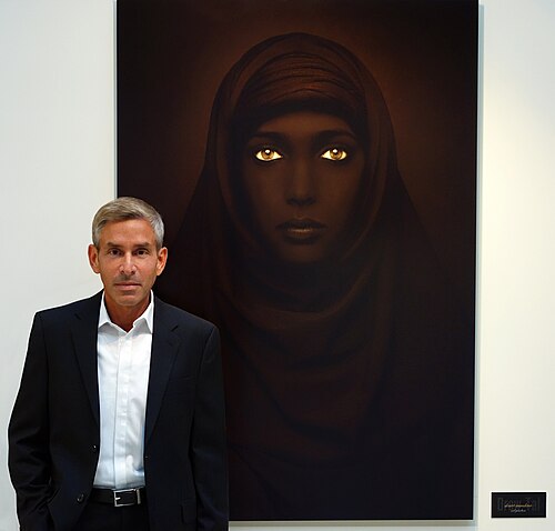 タルは、イスタンブール・ビエンナーレの一環として、トルコのイスタンブールにあるレザン・ハス美術館で「砂漠の放浪者」と題した作品を展示している。