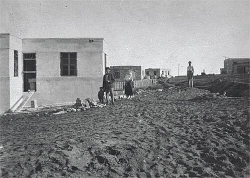 建設中のヘルツリーヤ 1920 年