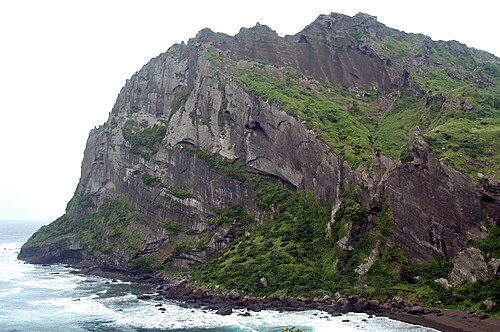 山の斜面の崖の眺め（2006年）
