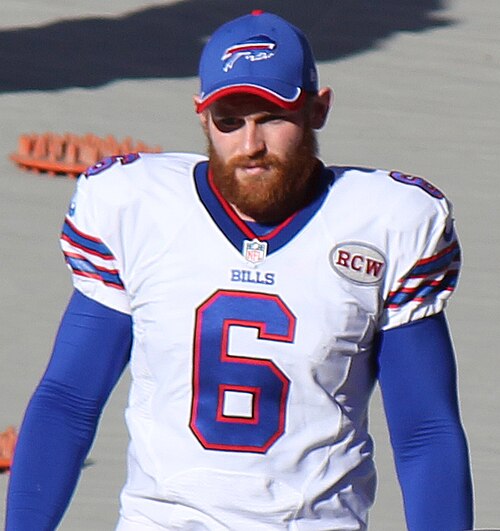 コルトン・シュミット、アメリカンフットボールのパンター