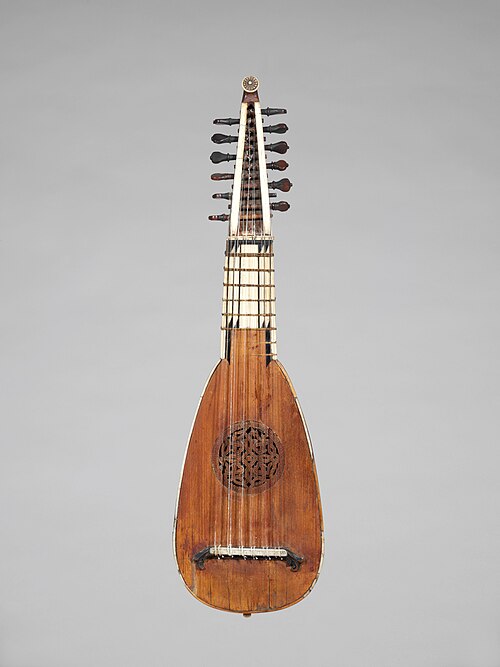 イチイ、トウヒ、骨、黒檀で作られたイタリア製マンドリン。イタリア、1770年