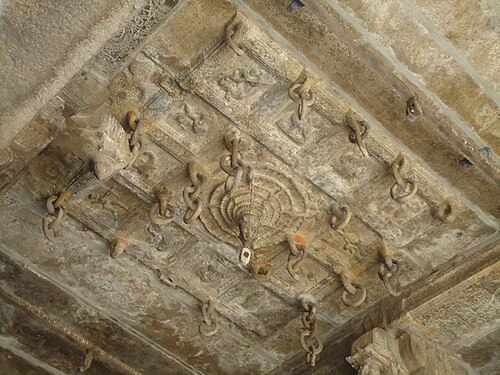 ティヤガラヤル寺院の天井の石の輪