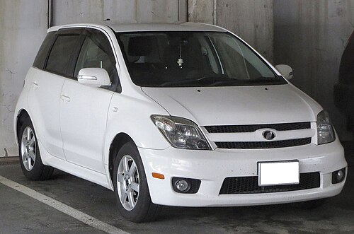 2005–2007 トヨタ イスト AS (日本)