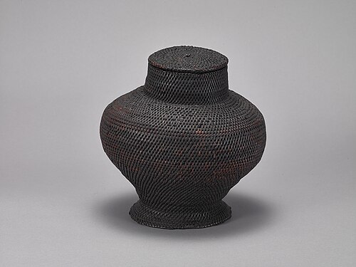 籐製の容器（不明）