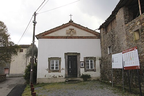 La chiesa di Santa Lucia (サン ピエトロ イン フォルコーネ)