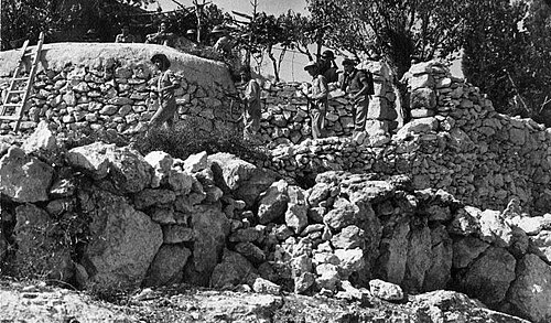 1948年、スバに駐屯するハレル旅団の兵士たち