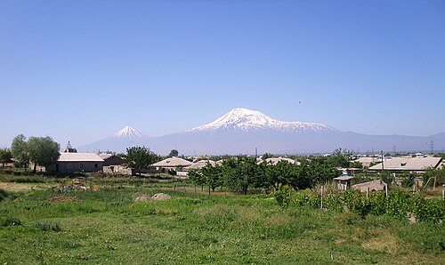 ノルキュリン村から見たアララト