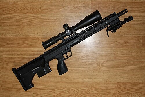 ステルス リコン スカウト .308 フラッシュ ハイダー付き