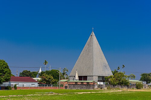台南市の聖十字架教会（1960年）、ゴットフリート・ベーム設計。