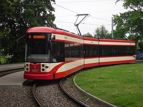 ポーランド、グダニスクのStrzyża PKMで稼働中のFlexity Classic (NGT6)
