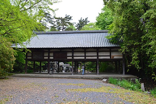エマ・ホール