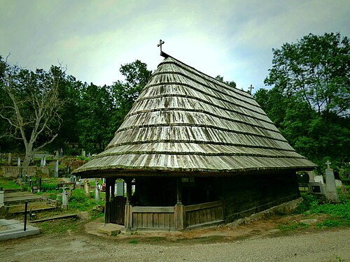 ラチャにある大天使ミカエルの木造正教会、1826 年