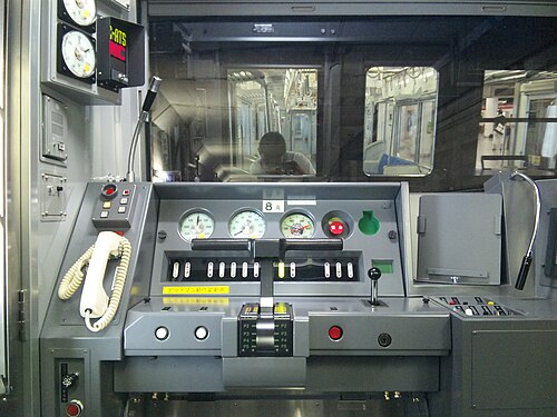 運転席