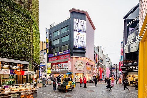 明洞（2020）