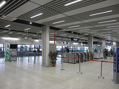 北嘉定駅11号線コンコース