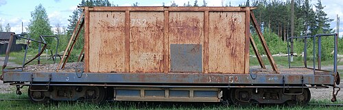 カンバルカ エンジニアリング ワークスのホッパー車 (軌道バラストを輸送、750 mm (2 フィート 5+1⁄2 インチ) ゲージ)