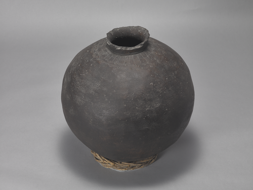 古代の壺（パイワン族）