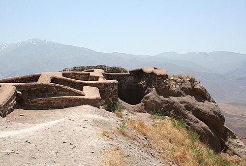 イランのアラムート要塞とイスマーイール派暗殺教団の本拠地
