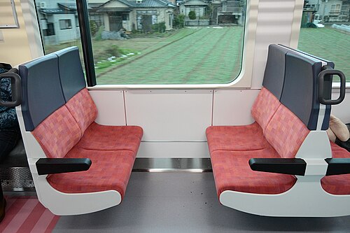 横向きの座席ベイ