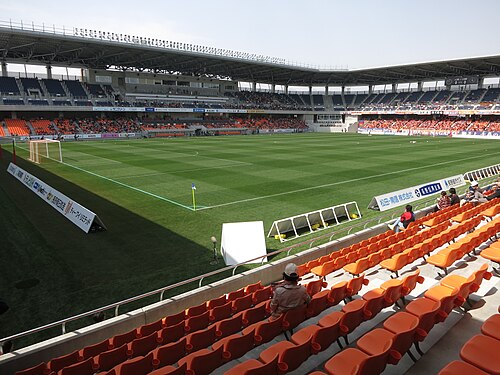 南長野運動公園競技場