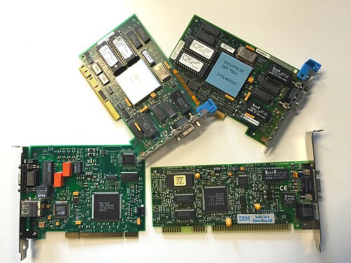 ISA、PCI、マイクロチャネルなどのさまざまなインターフェースを備えたトークンリングネットワークインターフェースカード（NIC）