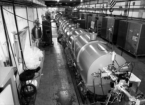 CERN初の線形加速器は、1958年から1992年まで稼働した。