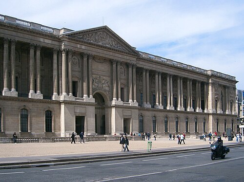 ルーブル美術館の列柱、パリ（1670年）