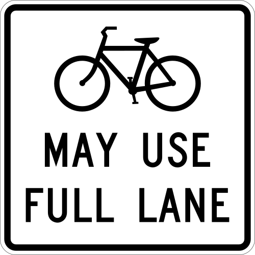 自転車は車線全体を通行可能