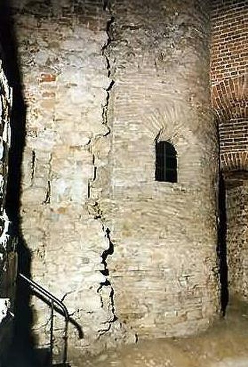 聖フェリックスとアダウクトの円形建築、10/11 世紀