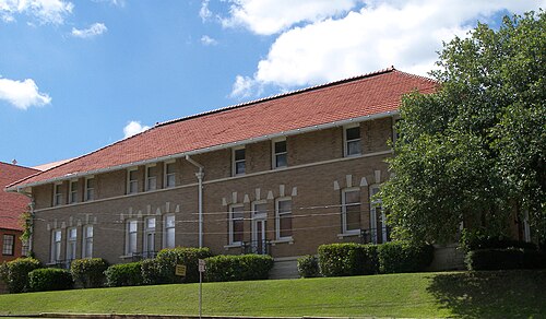 カーネギー公共図書館は、1904年にテキサス州タイラーに建設されました。
