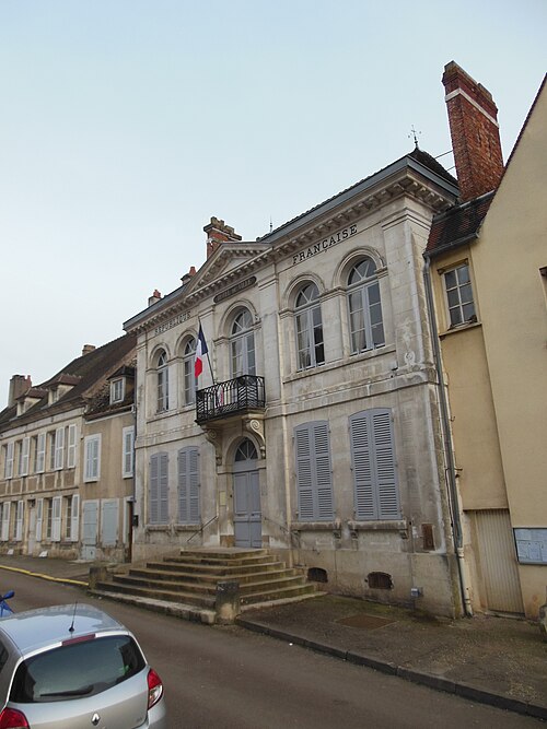 ヴァーメントンの市庁舎