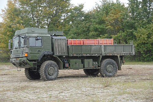 ドイツで開催されたRMMVメディア向けデモンストレーションで展示された初期型HX2 40M
